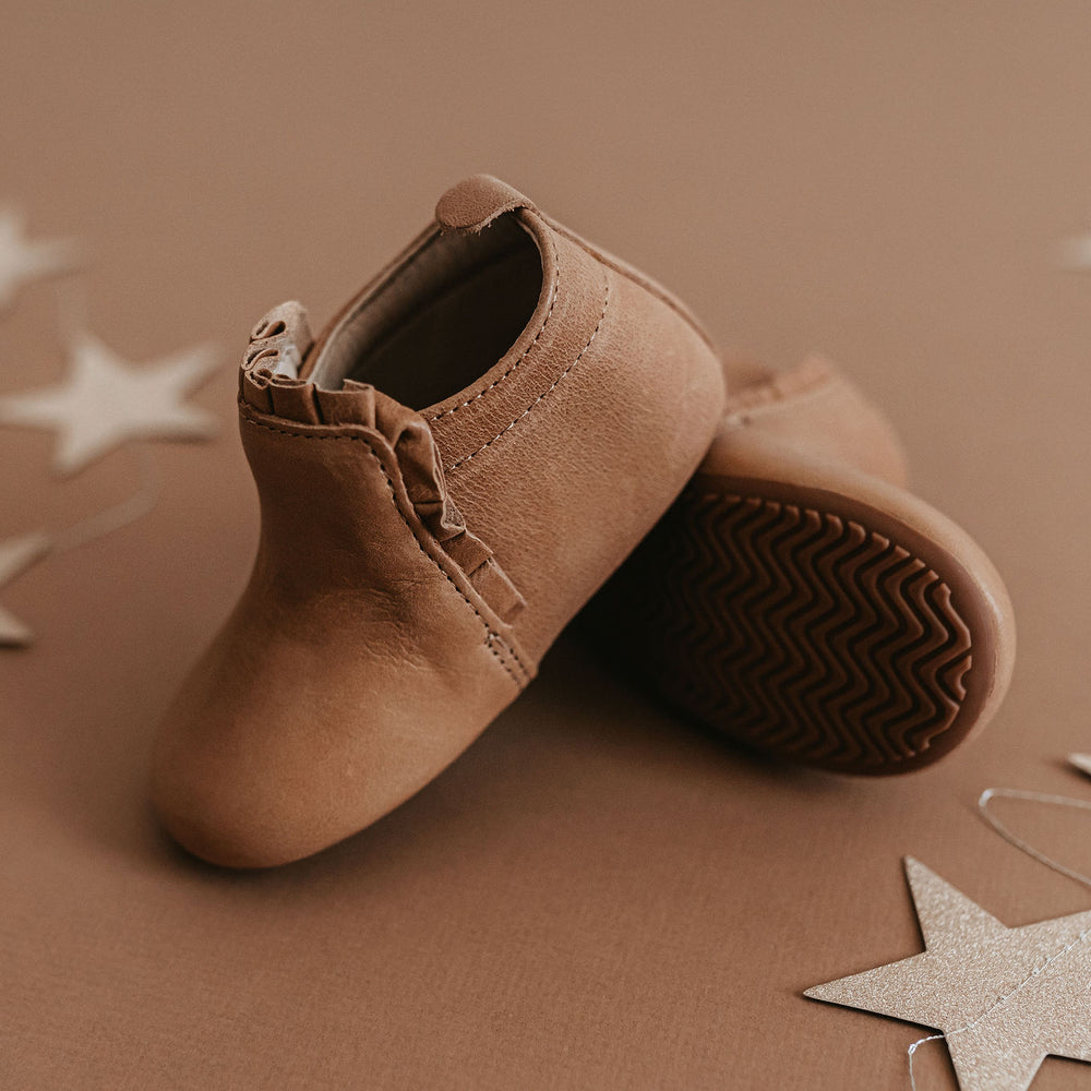 Desert Sand Mila {Premium Leather}