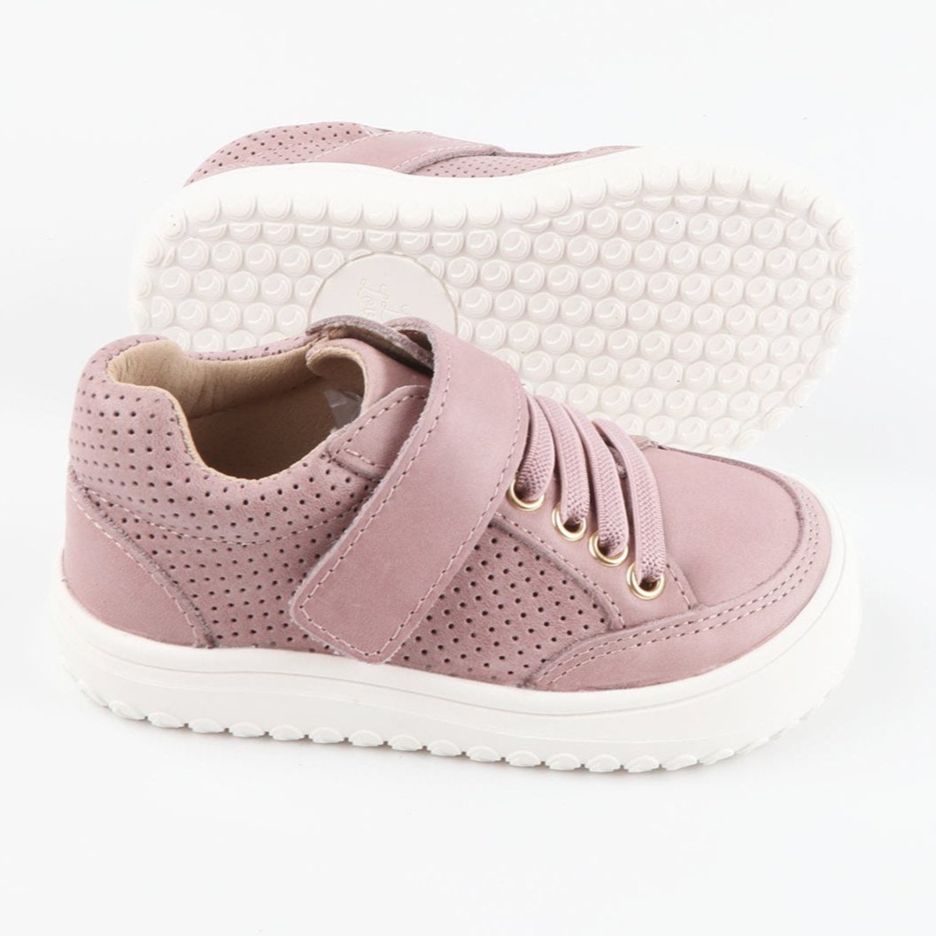 Play Perfect Pansy Pop Low Top {Premium Leather}