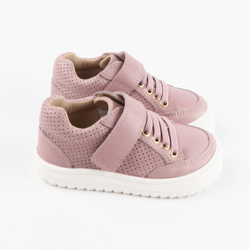 
                      
                        Play Perfect Pansy Pop Low Top {Premium Leather}
                      
                    