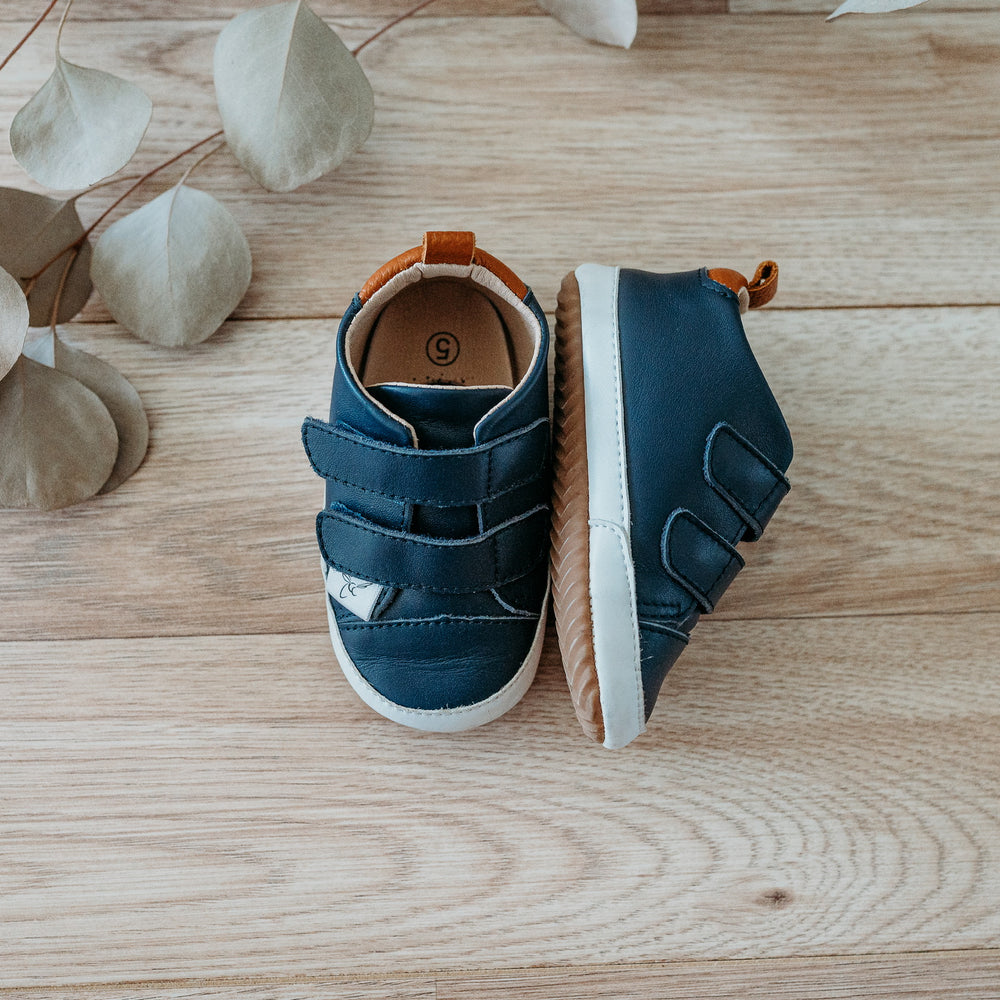 
                      
                        Casual Navy Low Top
                      
                    